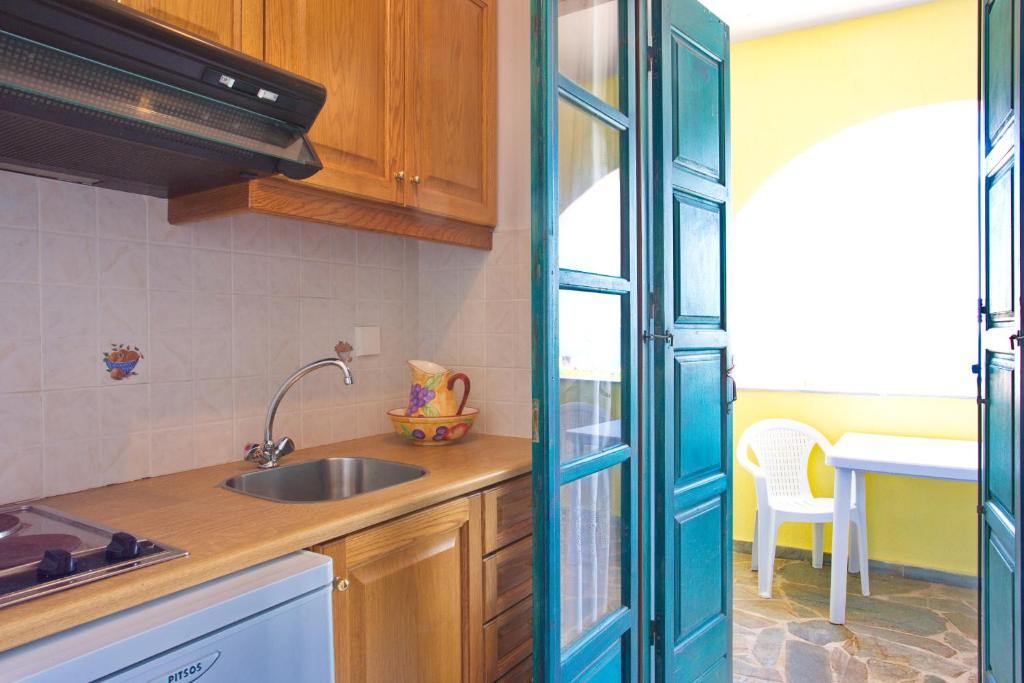 Alisaxni Resort Akrotírion Rom bilde